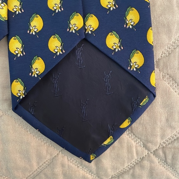 Perfect for Blazer - Picture 3 of 5